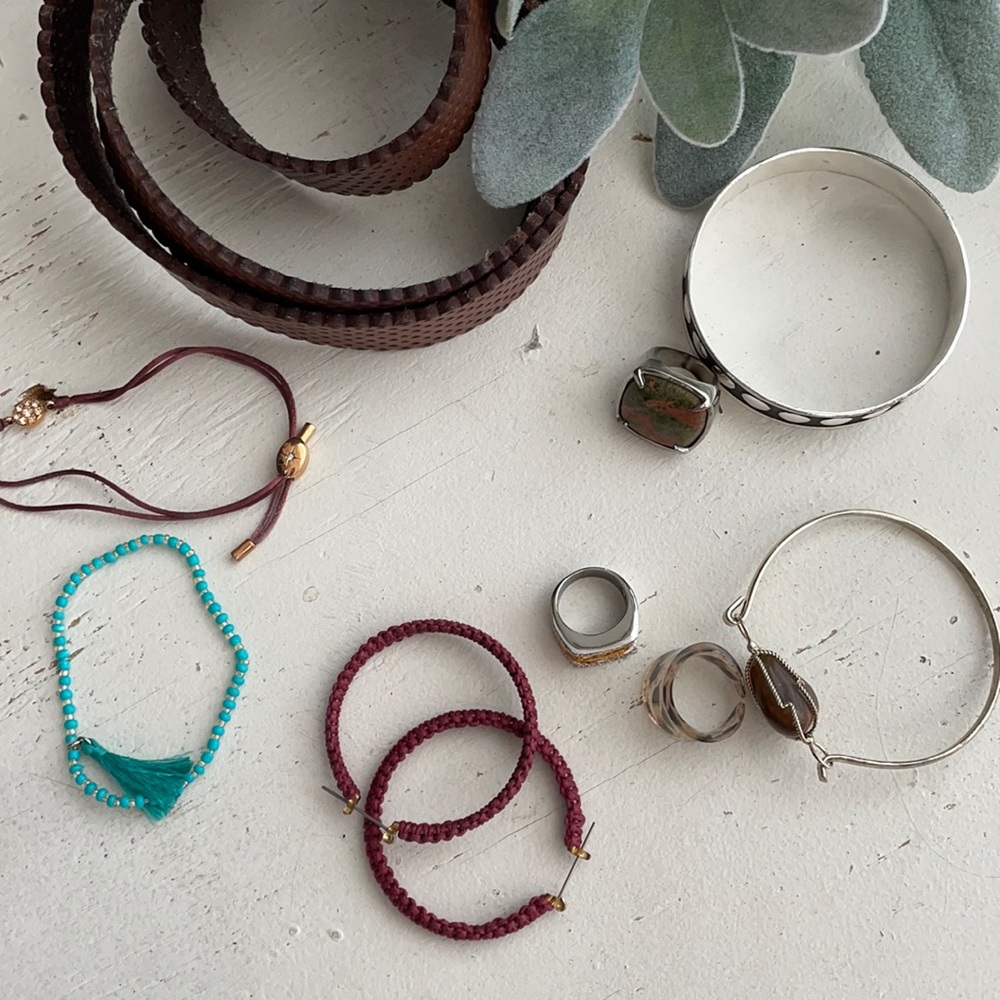 [ Maroon Threaded Macrame Knot Hoop Earrings]